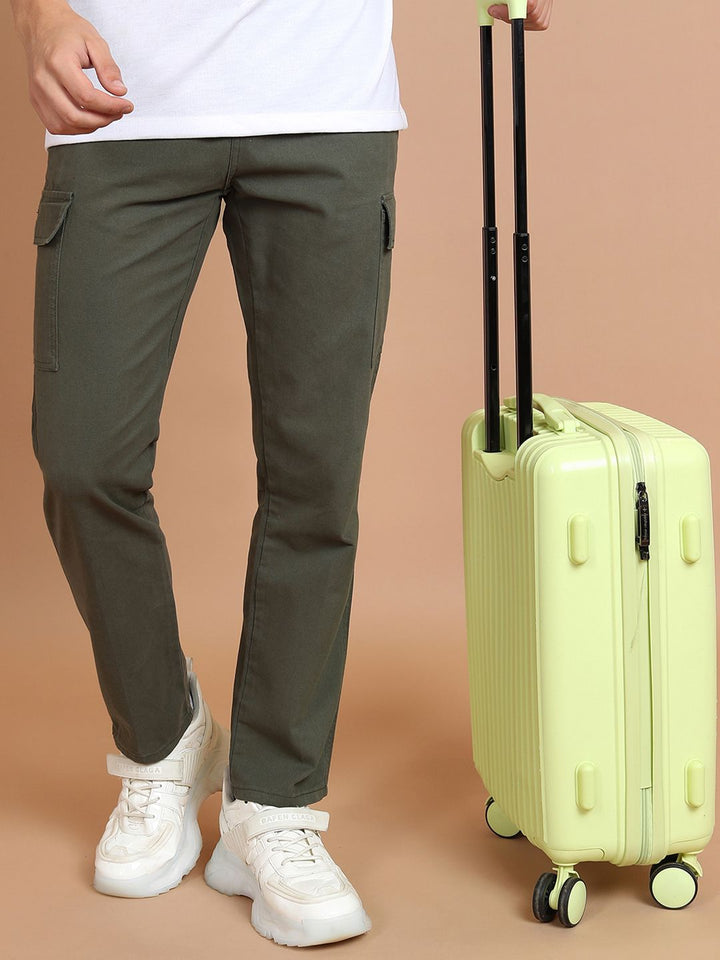 HIGHLANDER Men Tapered Fit Pure Cotton Cargo Trousers