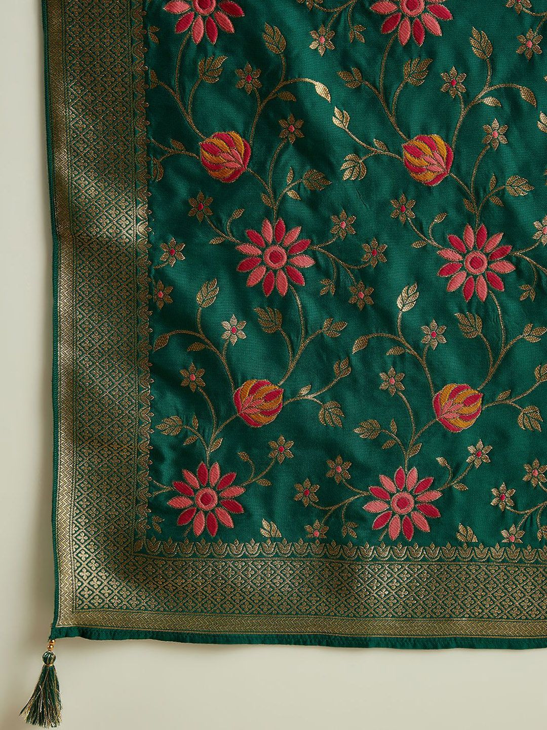 Libas Floral Embroidered Thread Work Kurta With Trousers & Dupatta