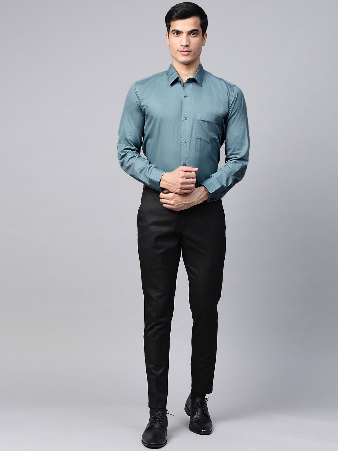DENNISON Men Blue Pure Cotton Smart Slim Fit Solid Formal Shirt