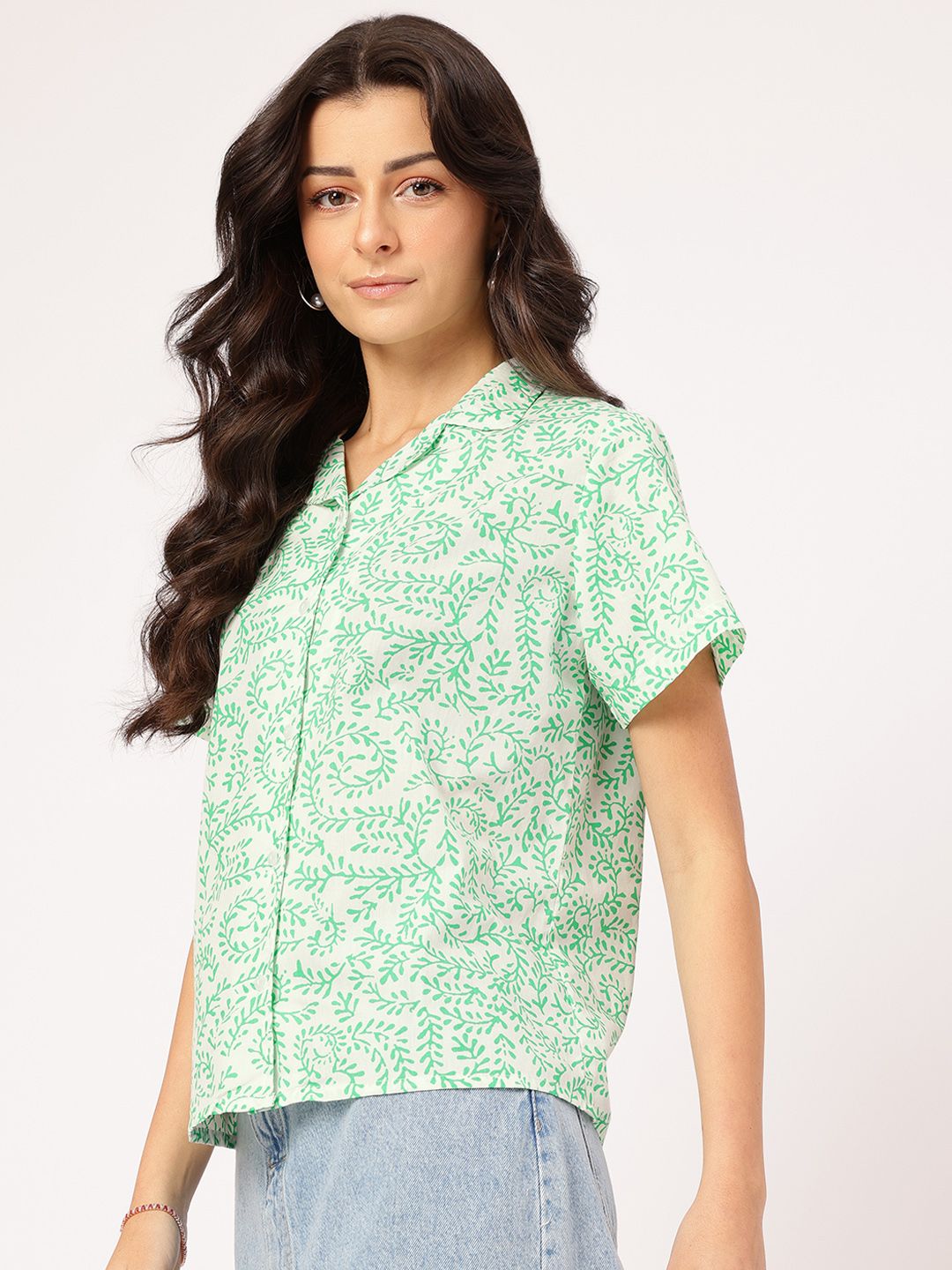 DressBerry Island Vibes Printed Bowling Shirt