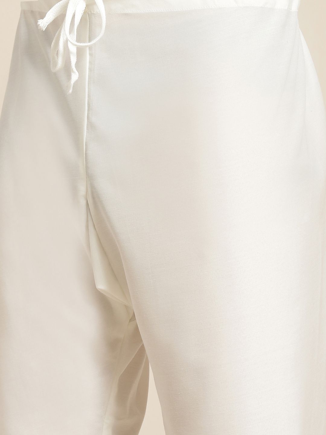 SOJANYA Lelaki Kurta Kapas Tulen Chikankari Berwarna Krim dengan Churidar & Nehrujacket