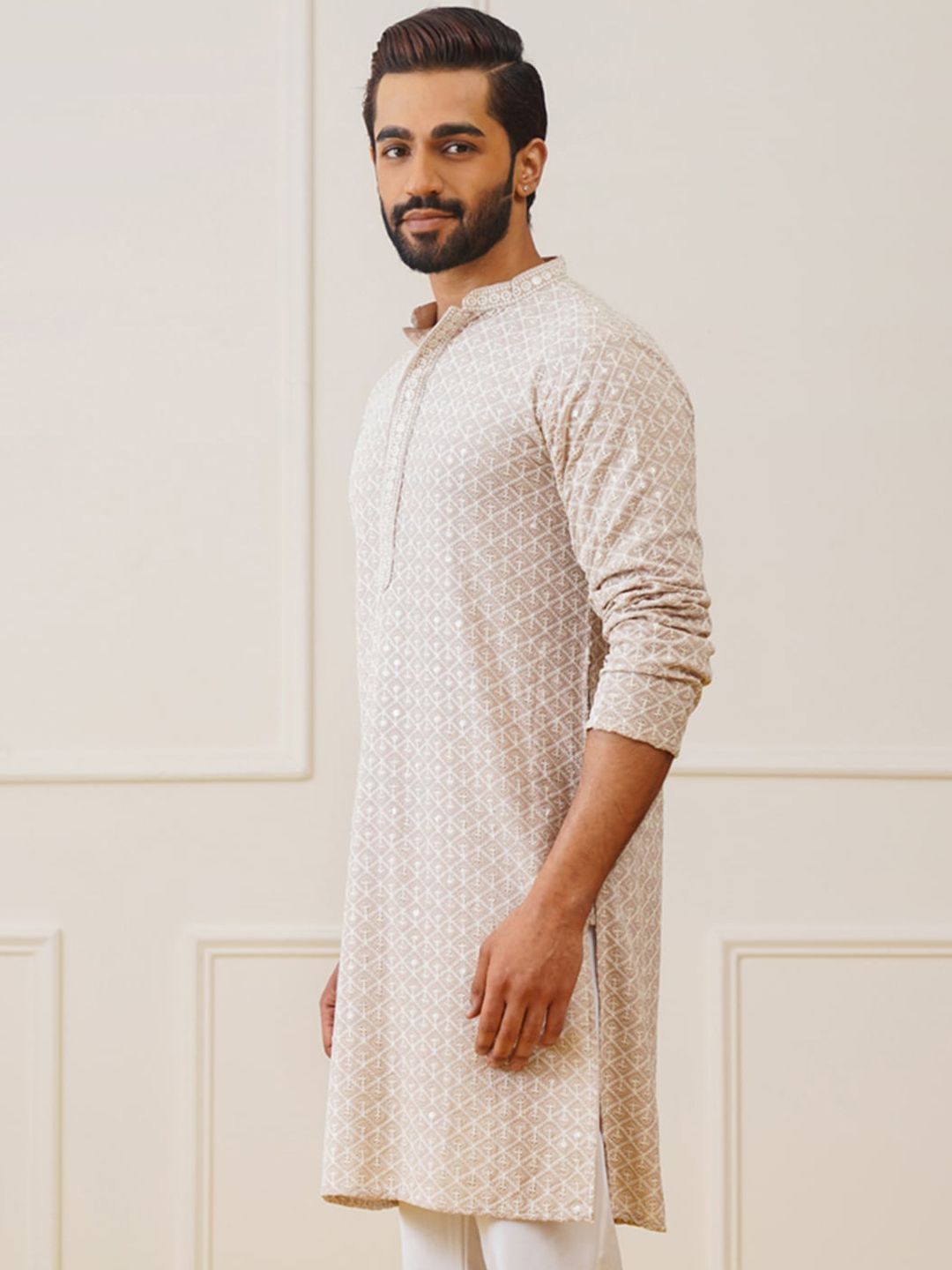 Jompers Ethnic Motifs Embroidered Mandarin Collar Straight Pure Cotton Straight Kurta