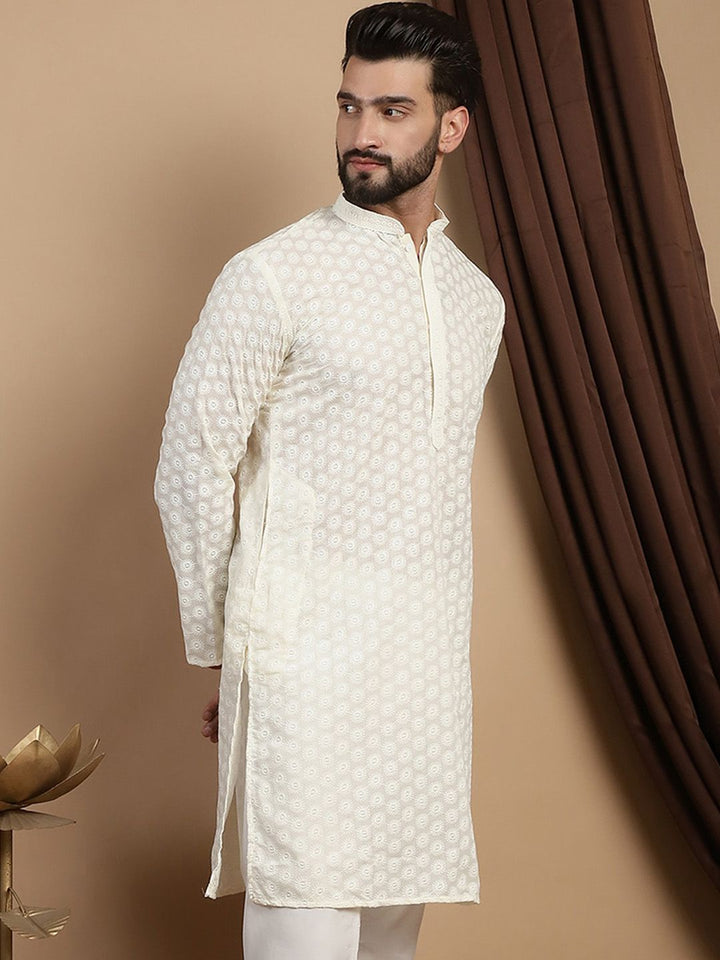 Kurta Lurus Kolar Mandarin Bersulam Anouk
