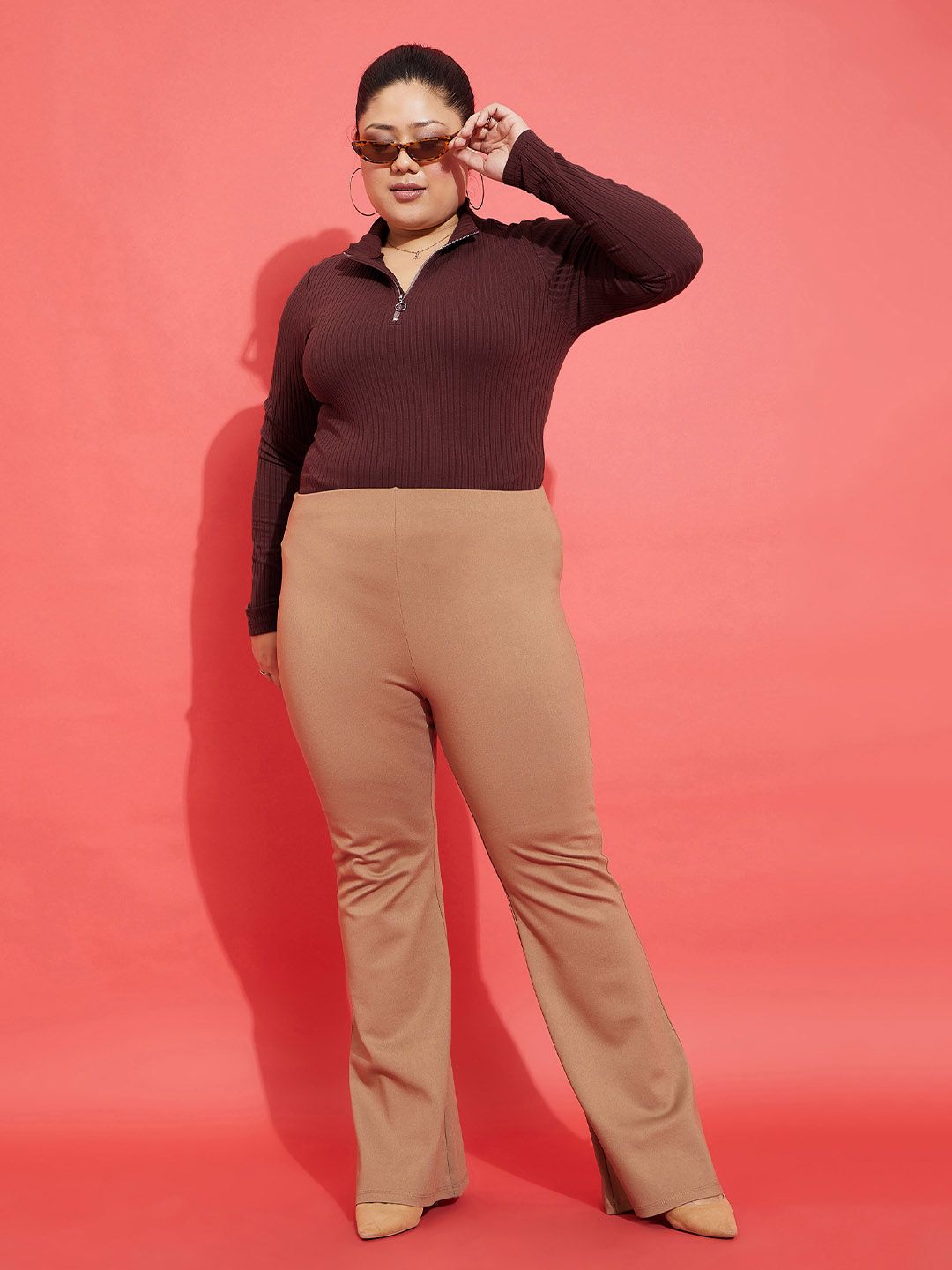 SASSAFRAS Curve Plus Size High Neck Fitted Top