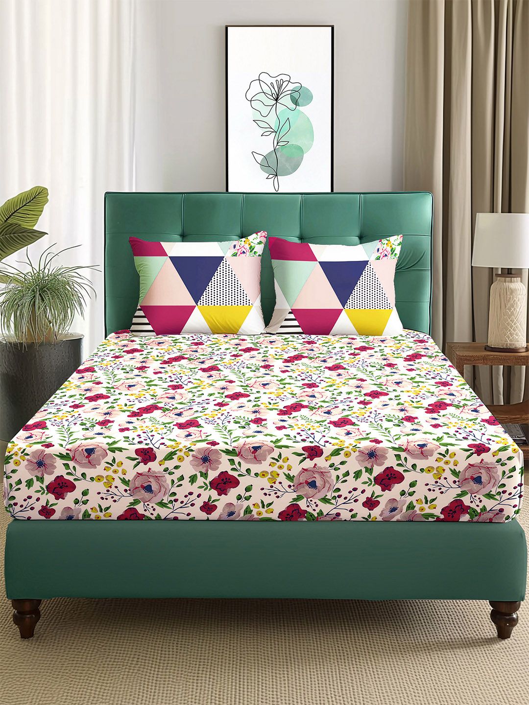 Story@home  Arena White & Purple Floral Printed 180 TC Queen Bedsheet & 2 Pillow Covers