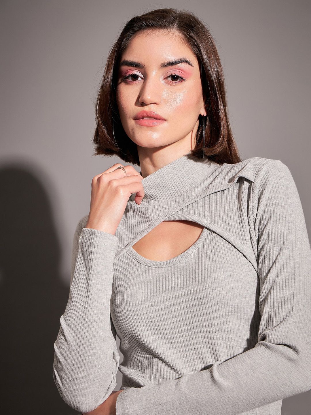 SASSAFRAS Grey High Neck Cut-Out Details Fitted Top