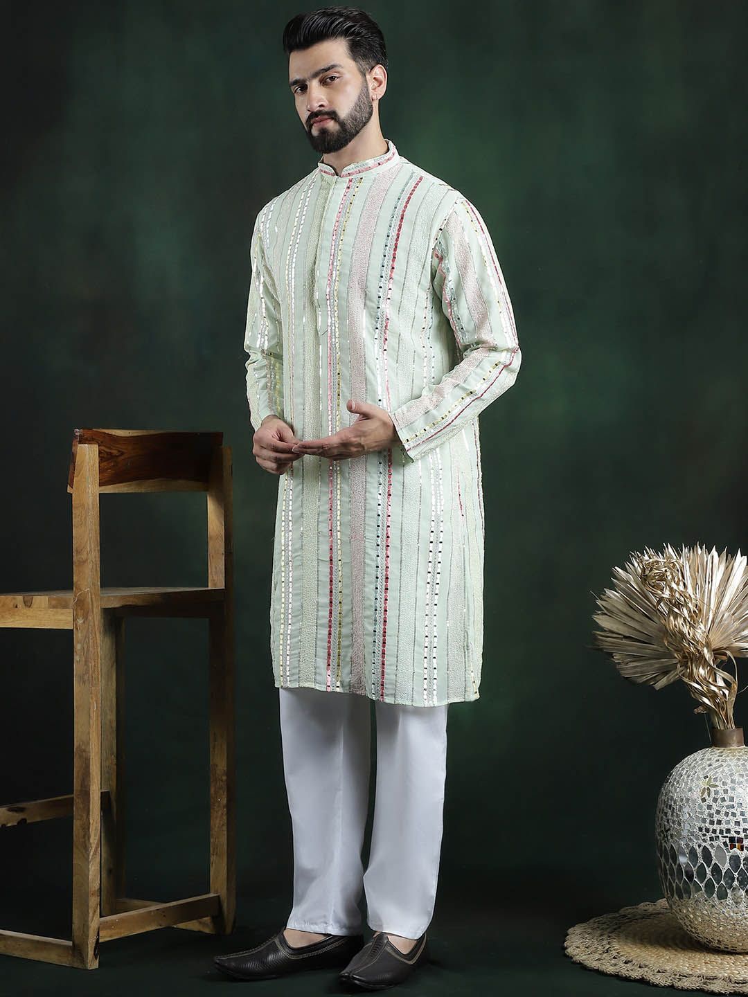 SOJANYA LUXE Kurta Biasa Sulam dengan Pijama