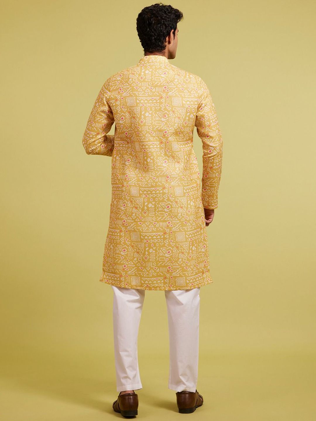 Diwas by Manyavar Geometric Printed Cotton Mandarin Collar Straight Kurta
