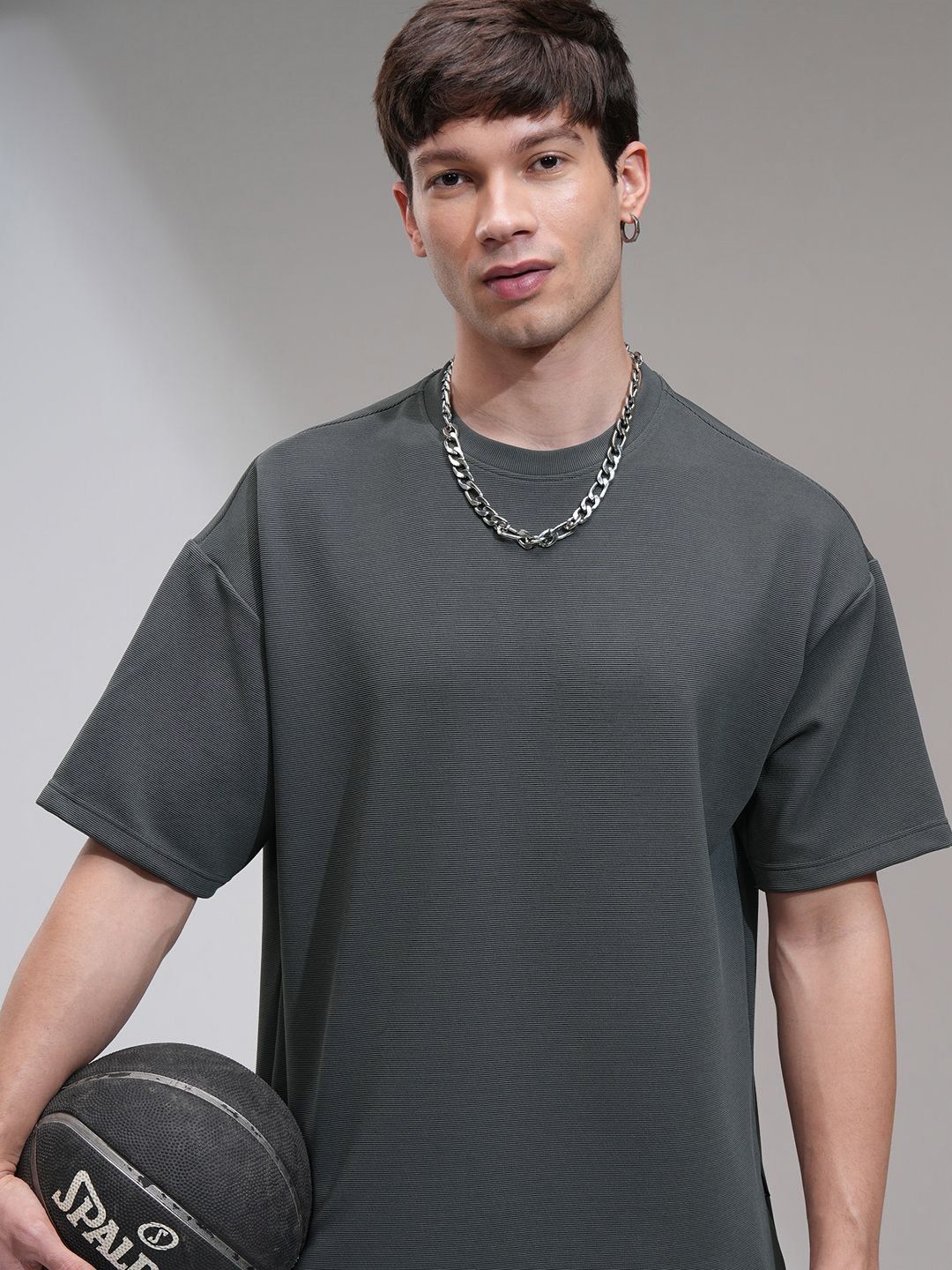 HIGHLANDER Men Solid Round Neck  Relaxed Fit T-shirt