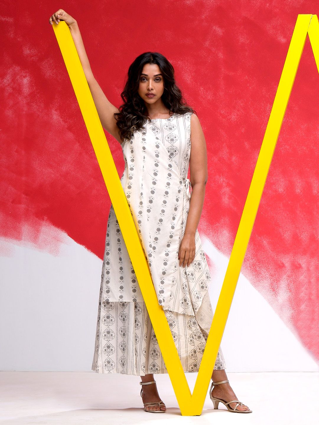 W Off-White & Grey Ethnic Motifs Printed Layered Basic Jumpsuit