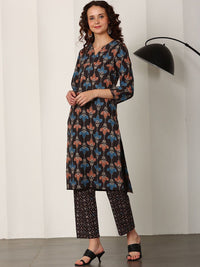 W Women Floral Printed Regular Pure Cotton Kurta with Trousers