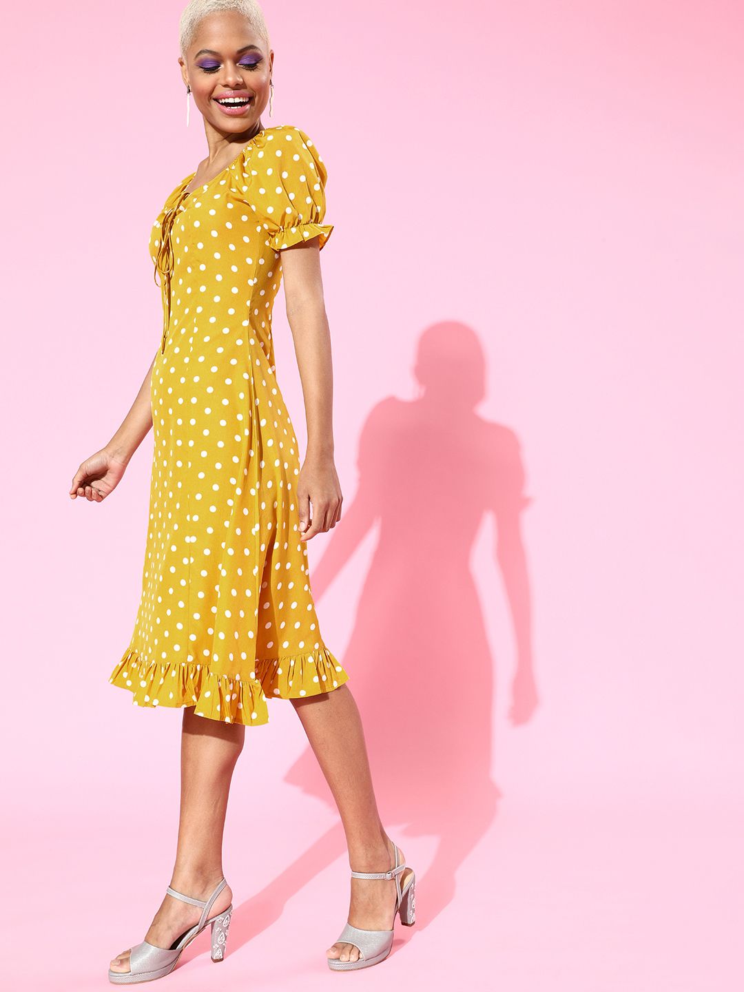 Berrylush Women Bright Yellow Polka Dots Sweetheart Neck Dress