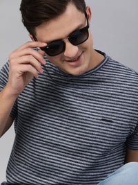 THE BEAR HOUSE Men Navy Blue Striped Round Neck T-shirt