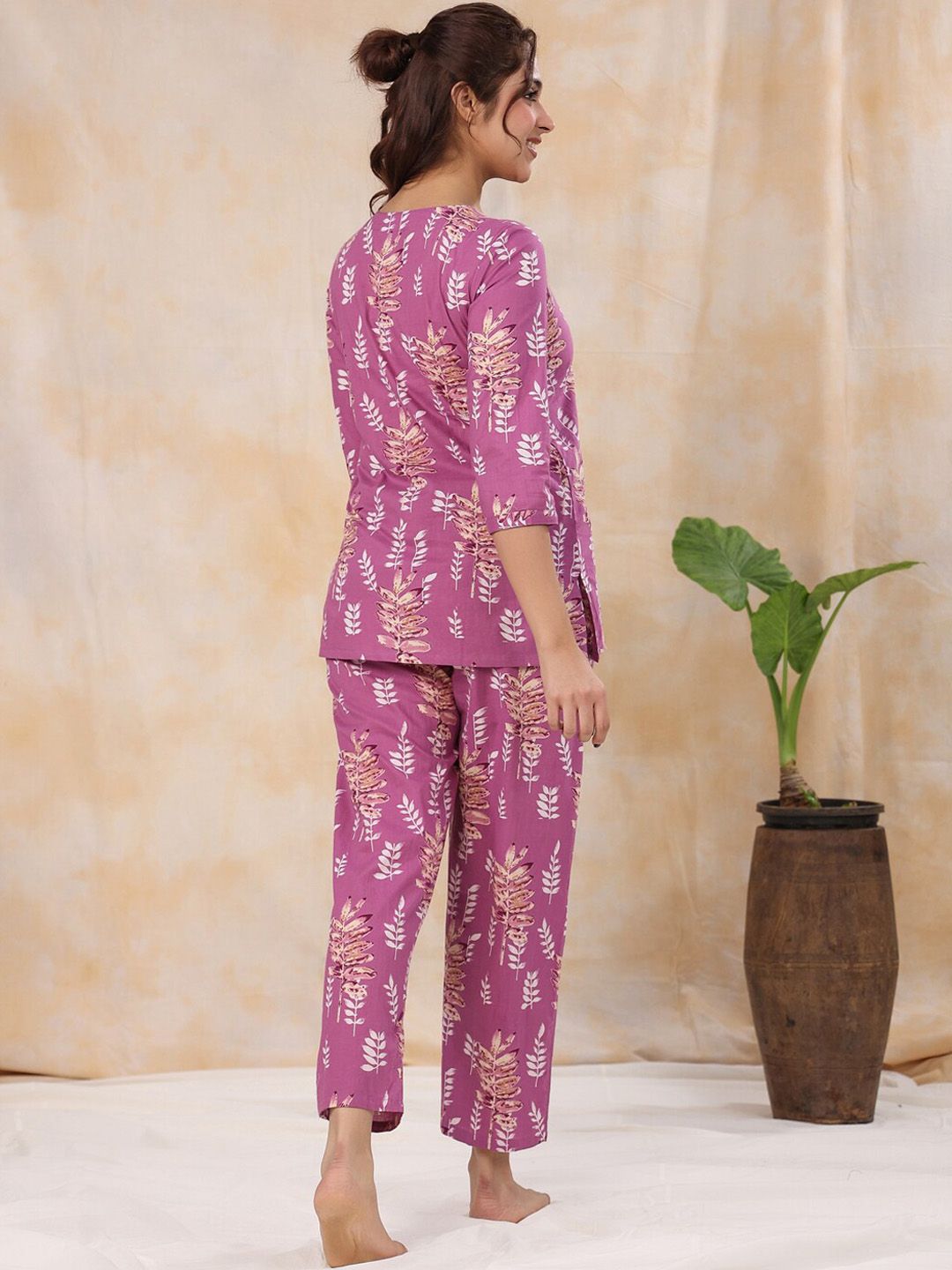 SANSKRUTIHOMES Floral Printed Pure Cotton Night Suit
