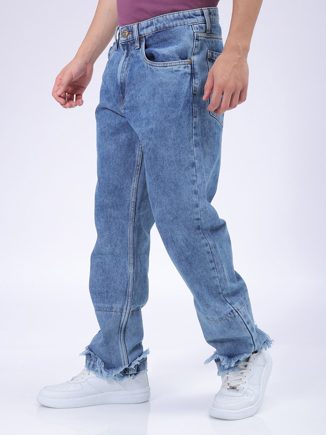 The Indian Garage Co Men Straight Fit Mildly Distressed Heavy Fade Jeans