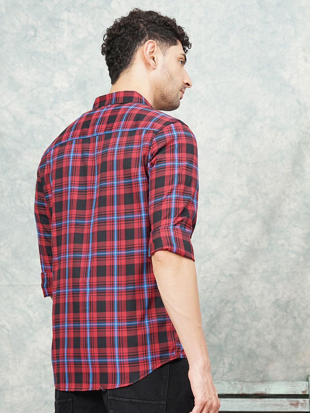 The Indian Garage Co Men Slim Fit Opaque Checked Casual Shirt