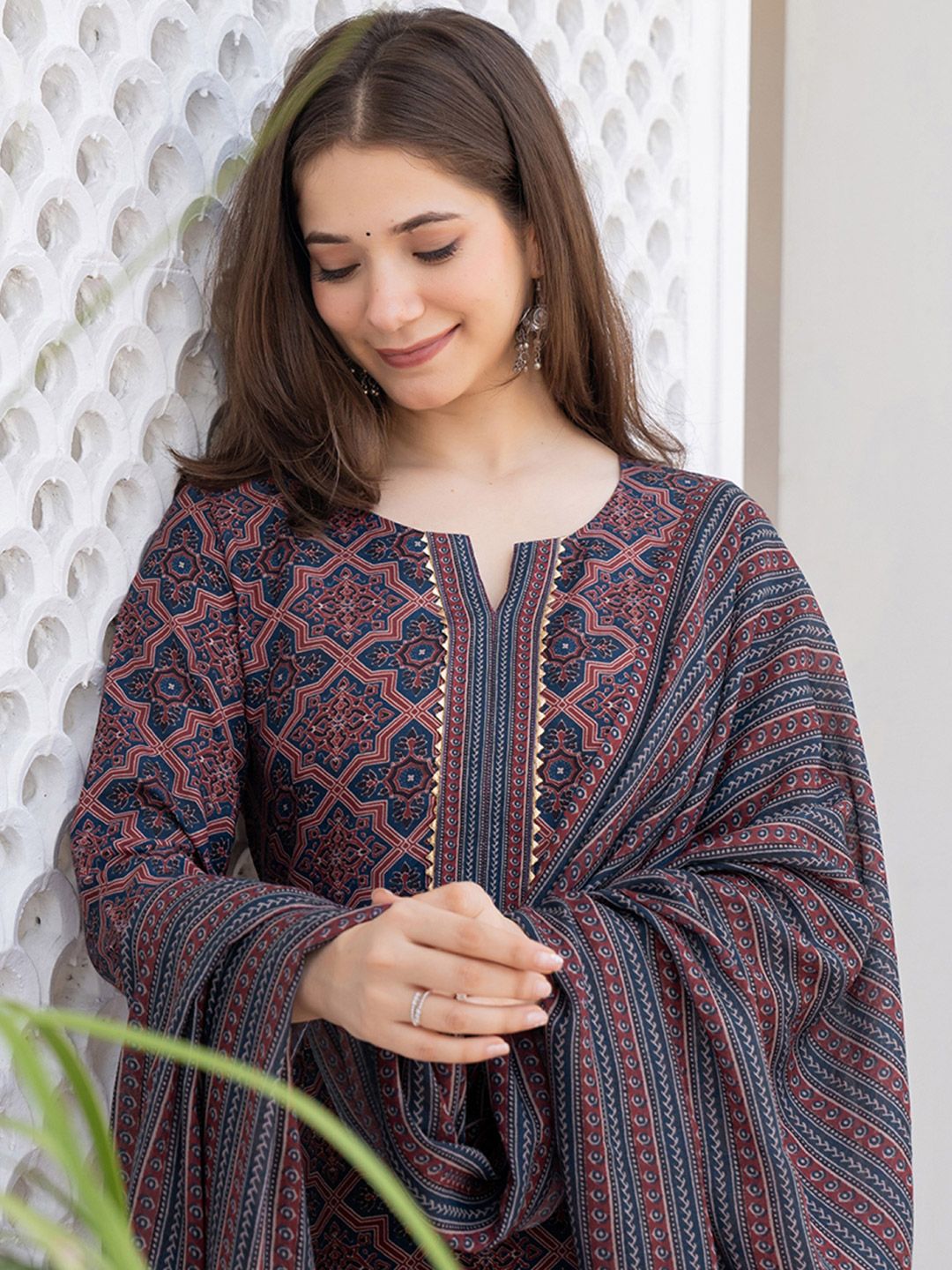 KALINI Ethnic Motifs Printed Regular Gotta Patti Straight Kurta with Trousers & Dupatta