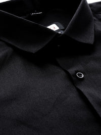 MANQ Men Black Slim Fit Solid Party Shirt
