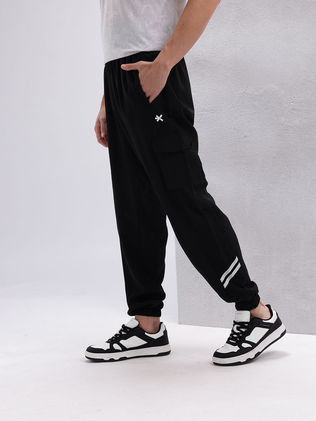 HRX by Hrithik Roshan Men Lifestyle Cargo-Style Joggers