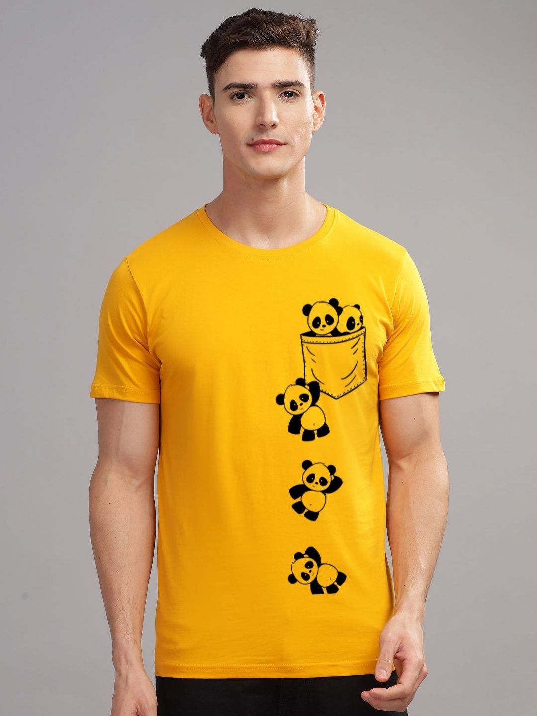 ADRO Men Typography Printed Pockets T-shirt