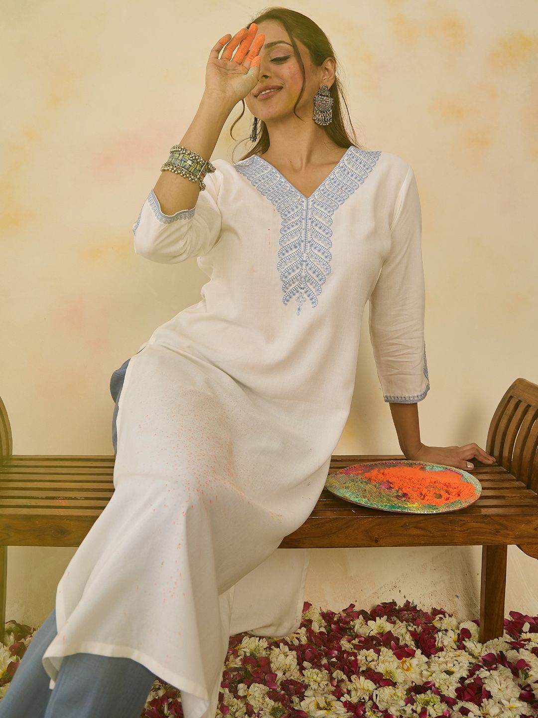 Indo Era Women Ethnic Motifs Embroidered Thread Work Floral Kurta