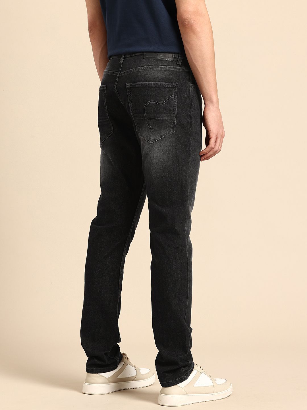 Being Human Men Slim Fit Light Fade Stretchable Jeans