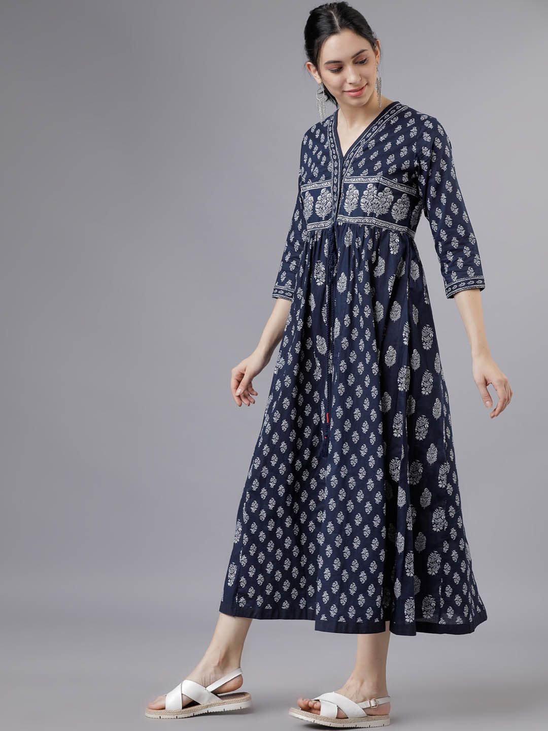 Vishudh Women Navy Blue Empire Dress