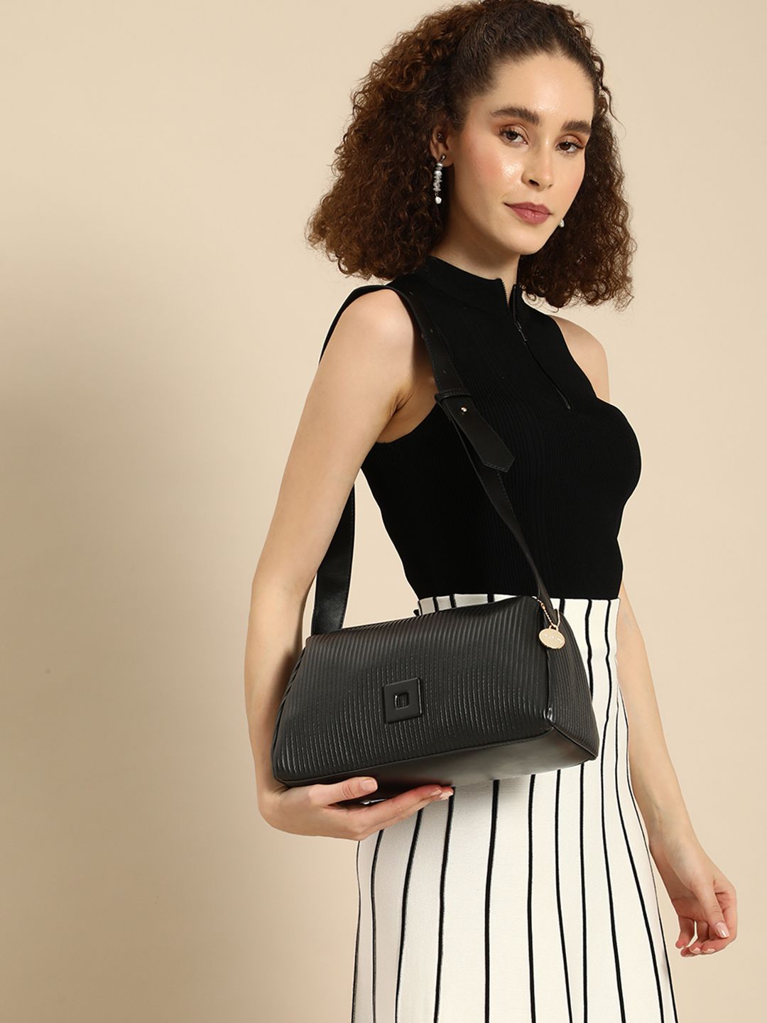 DressBerry Structured Shoulder Bag