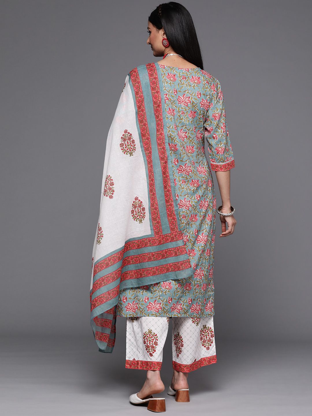 Libas Wanita Kelabu & Warna Peach Cetakan Bunga Kapas Kurta Palazzos Dupatta