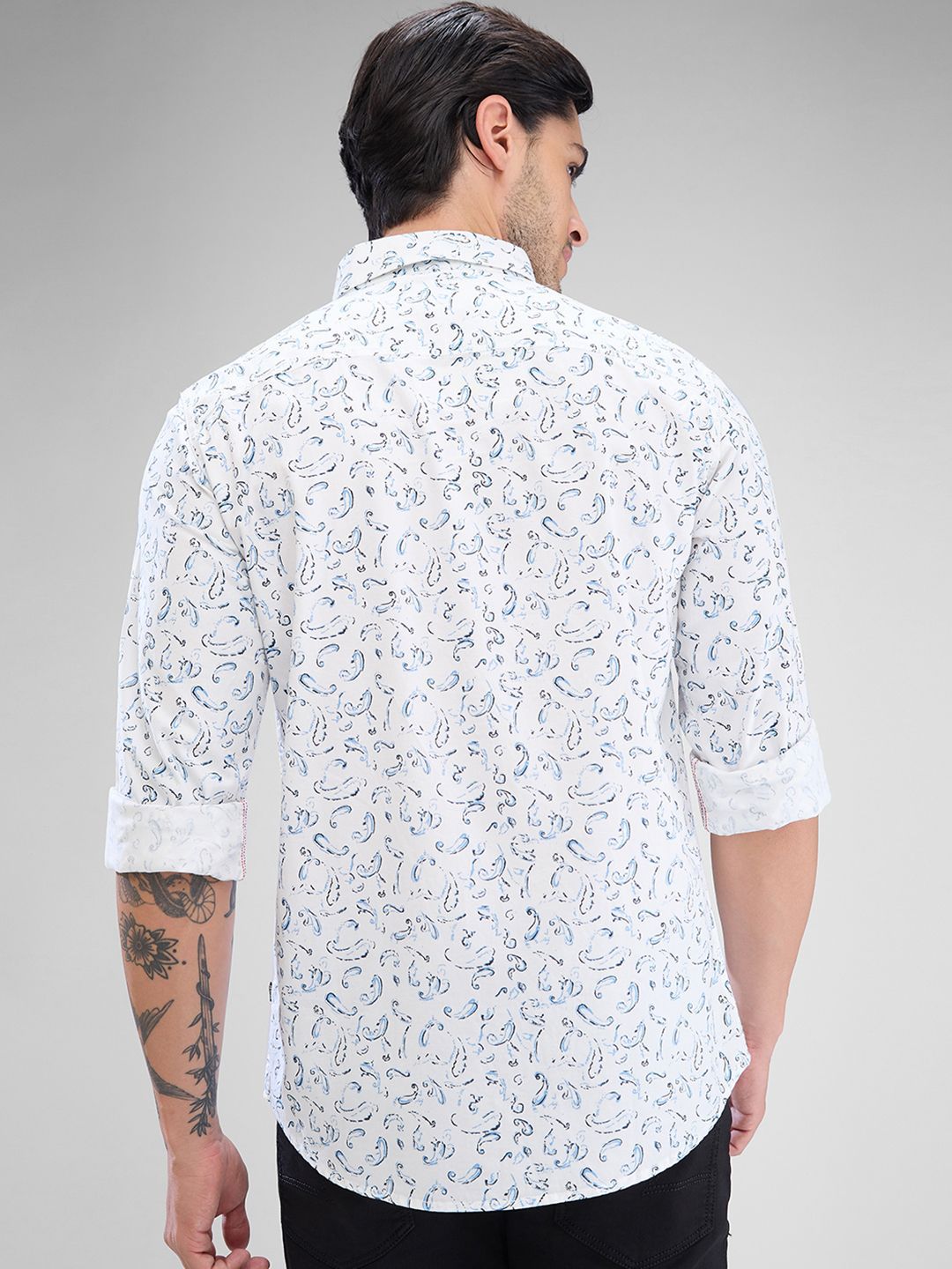 SPYKAR Men Slim Fit Conversational Printed Casual Shirt