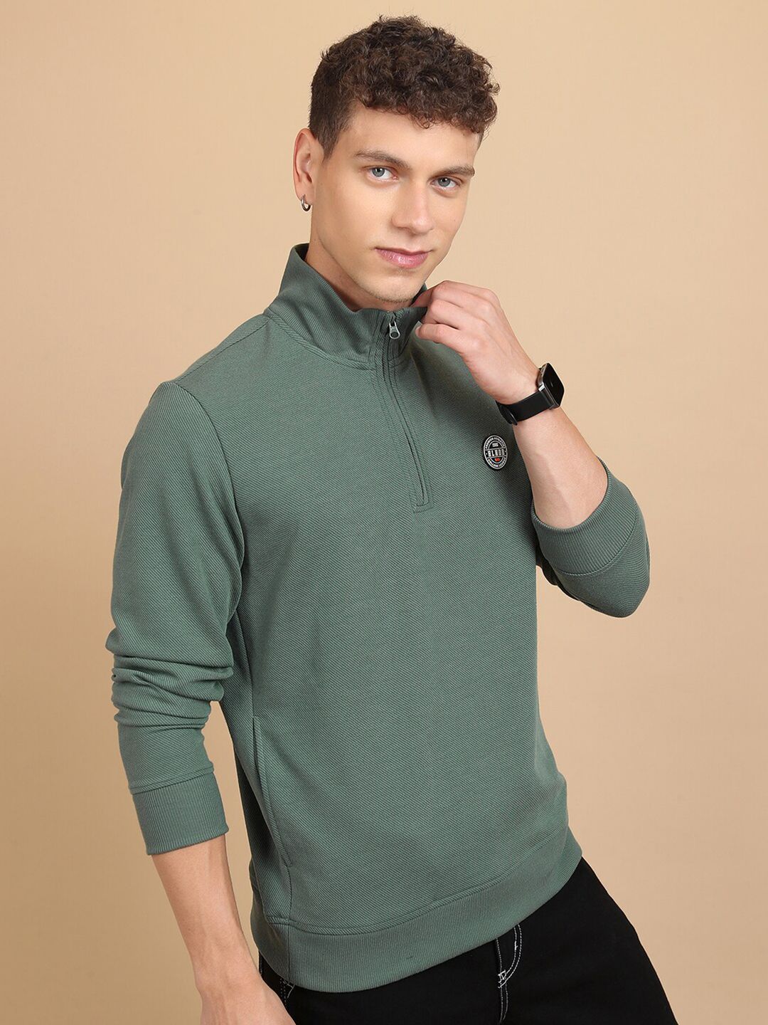HIGHLANDER High Neck Half Zipper Pullover