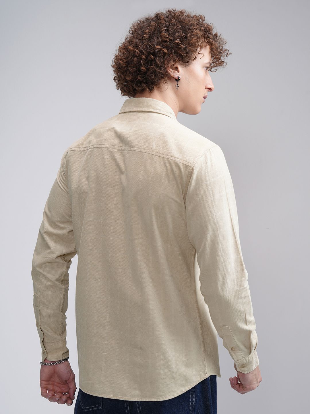HIGHLANDER Men Button-Down Collar Textured Cotton Slim Fit Casual Shirt