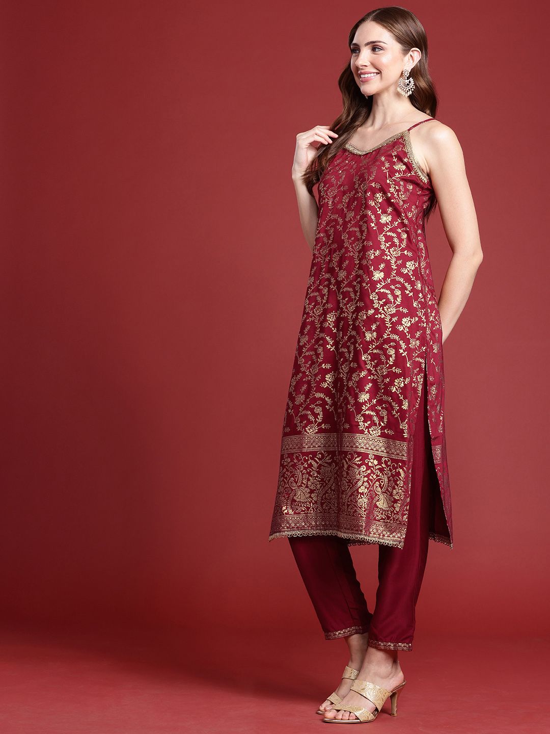 Anouk Indie Floral Printed Shoulder Straps Kurta With Trousers & With Dupatta