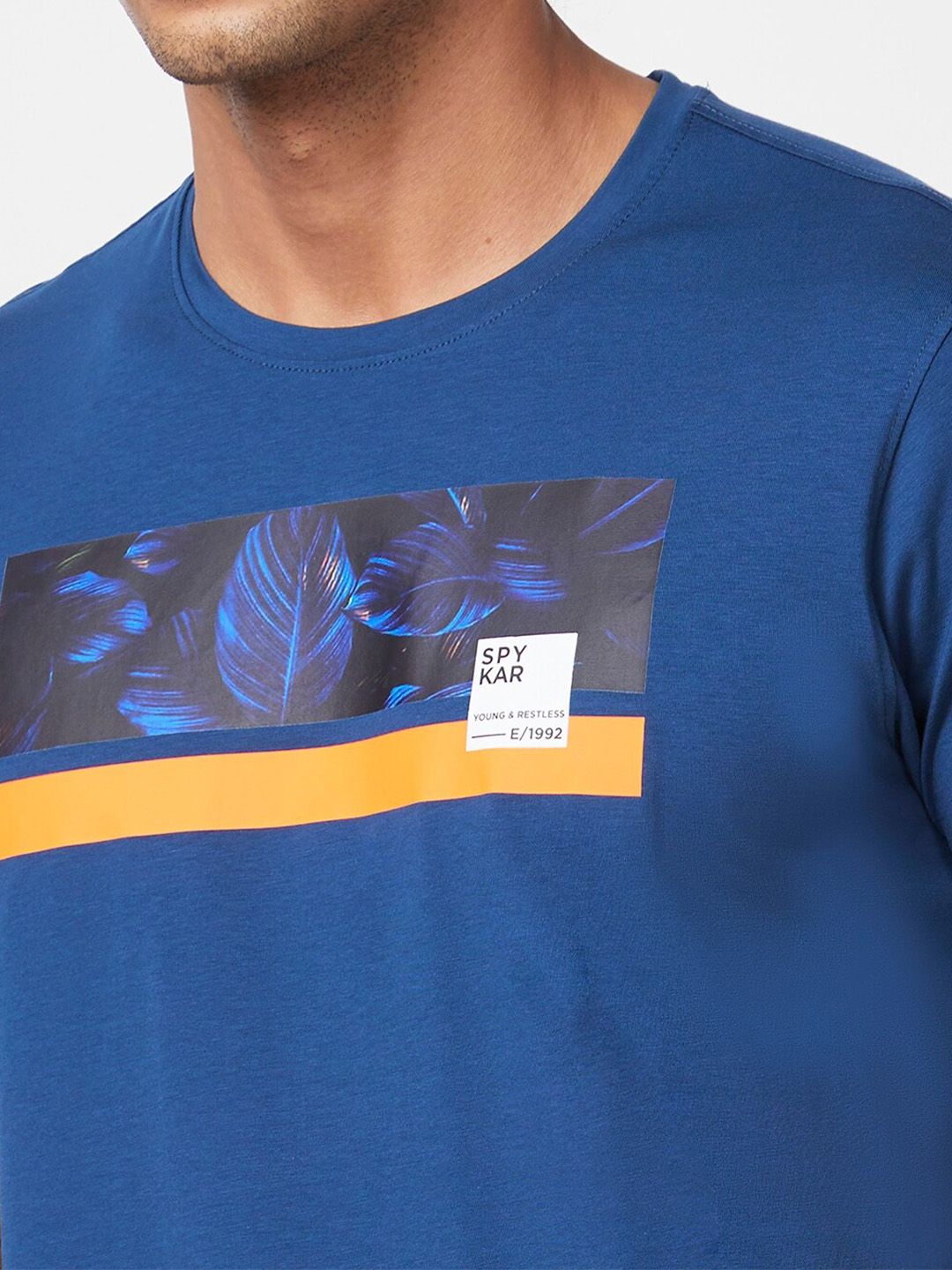 SPYKAR Graphic Printed Slim Fit Cotton T-shirt