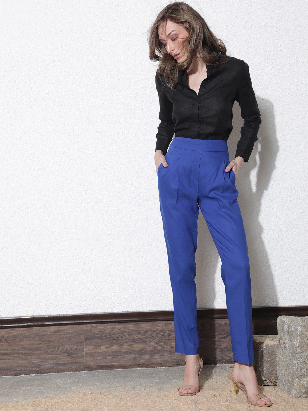 RAREISM Women Slim Fit Pleated Trousers