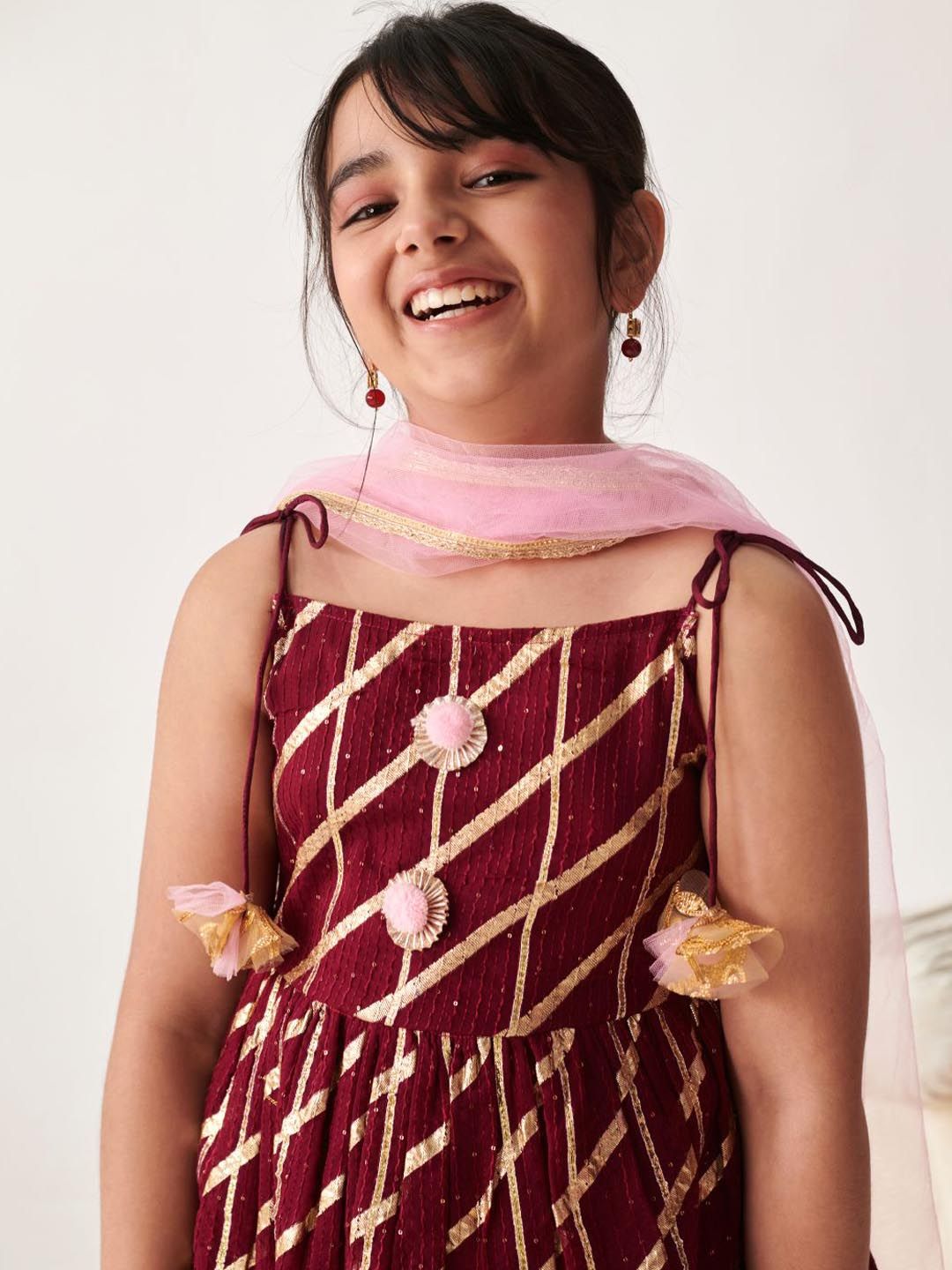 pspeaches Girls Self Design Gotta Patti Kurta Sets With Dupatta