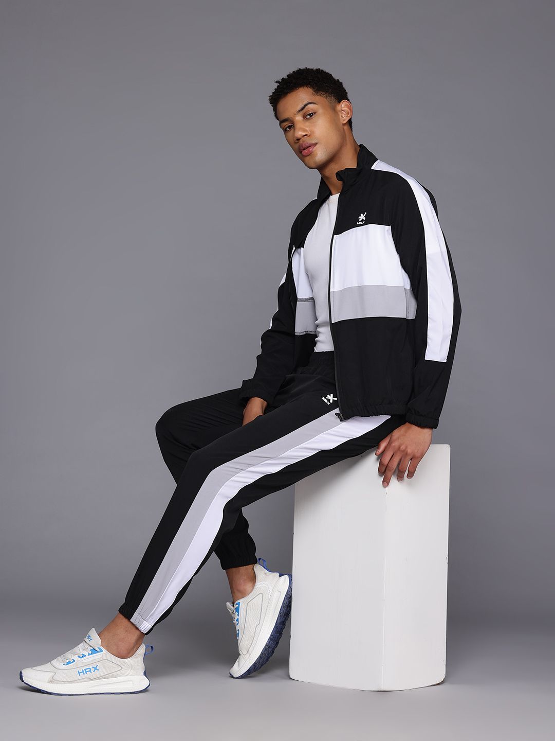 HRX by Hrithik Roshan Men Rapid-Dry Lifestyle Tracksuit