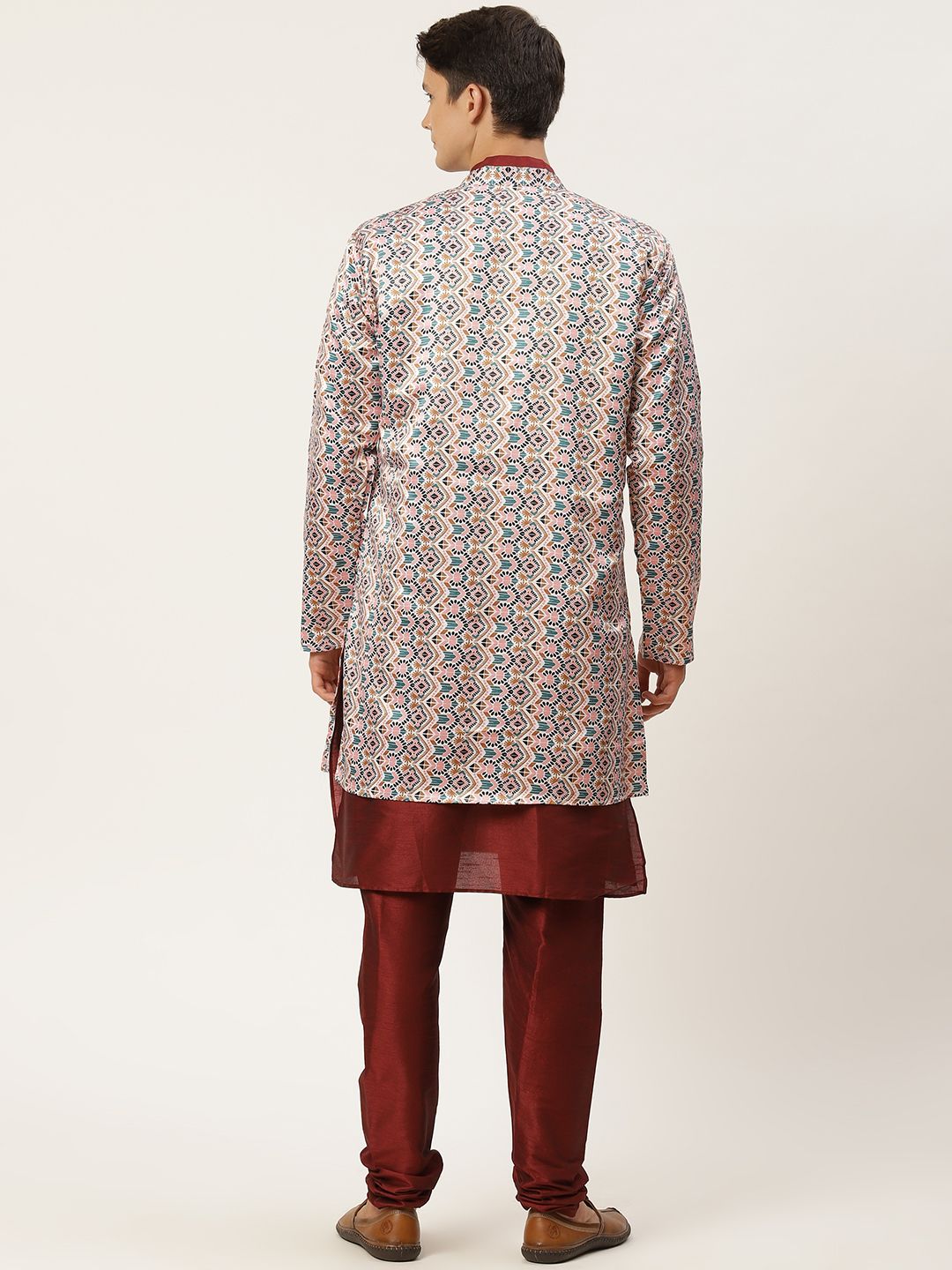 SOJANYA Men Maroon & Pink Solid Kurta with Churidar & Ethnic Jacket