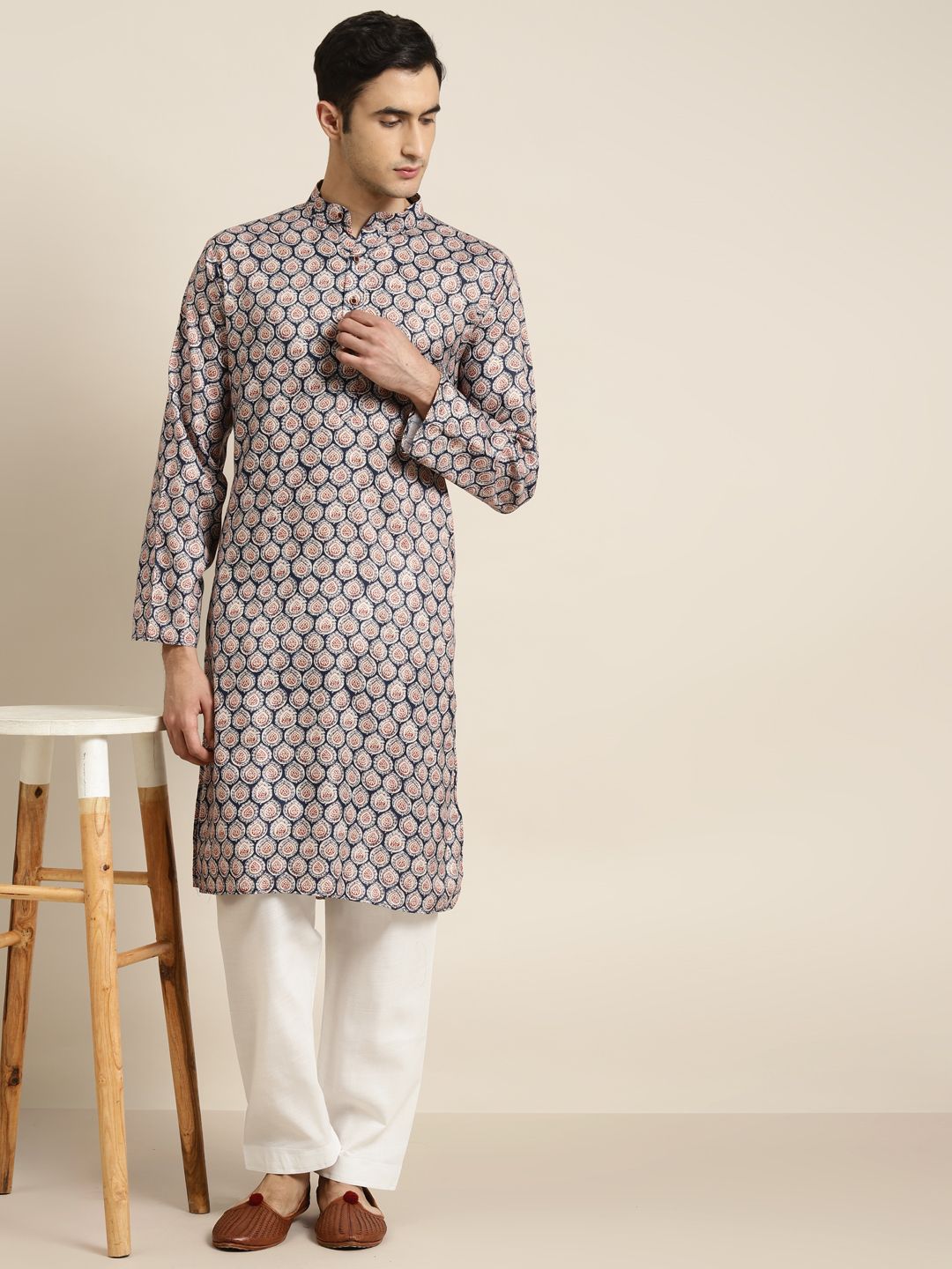 SOJANYA Men Navy Blue & Beige Ethnic Motifs Printed Pure Cotton Kurta