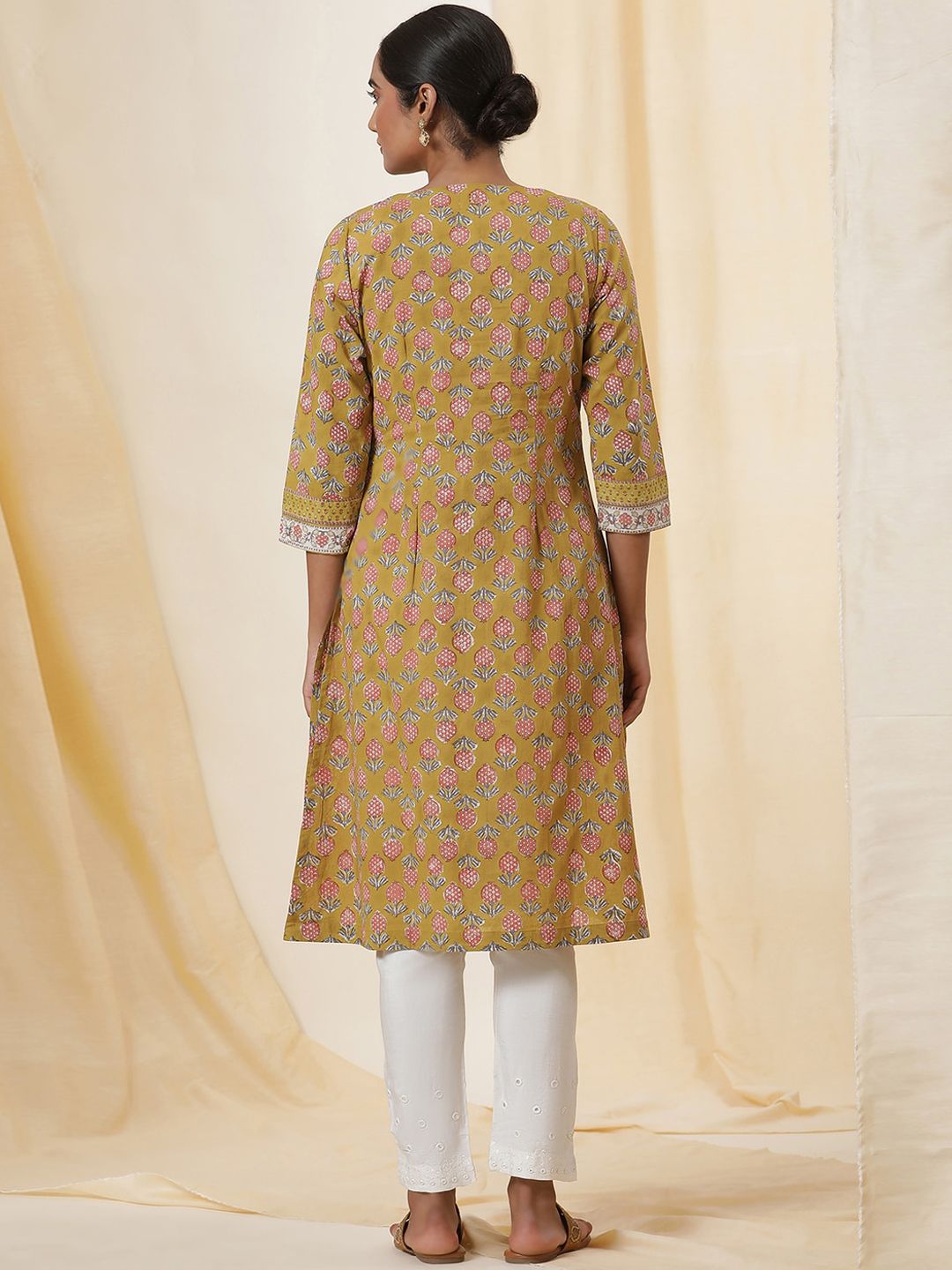W Women Floral Printed Kurta