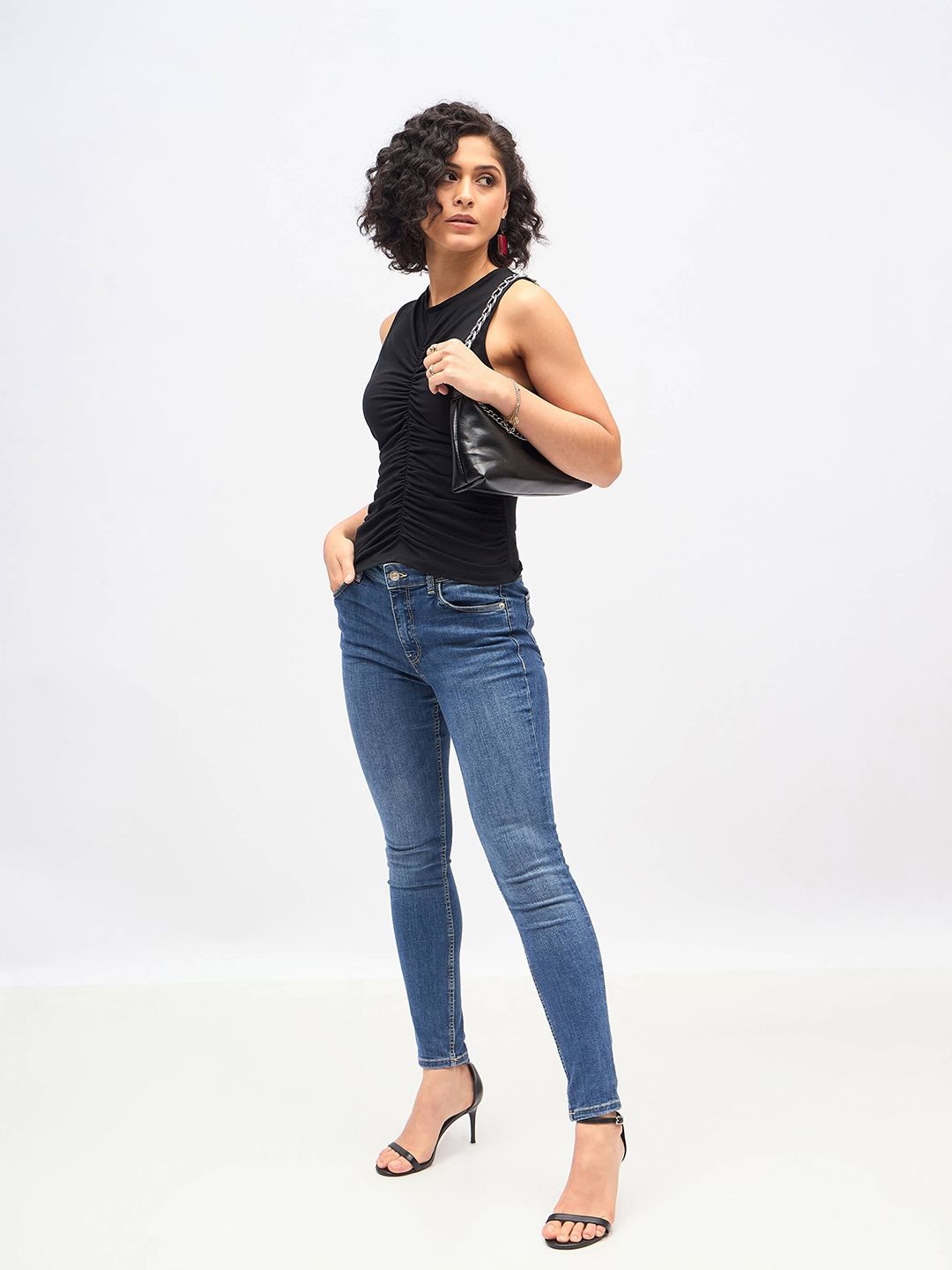 SASSAFRAS Black Sleeveless Ruched Fitted Top
