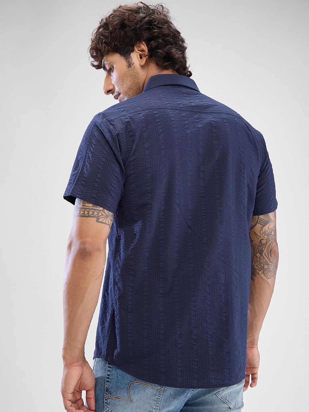 SPYKAR Men Slim Fit Solid Spread Collar Casual Shirt