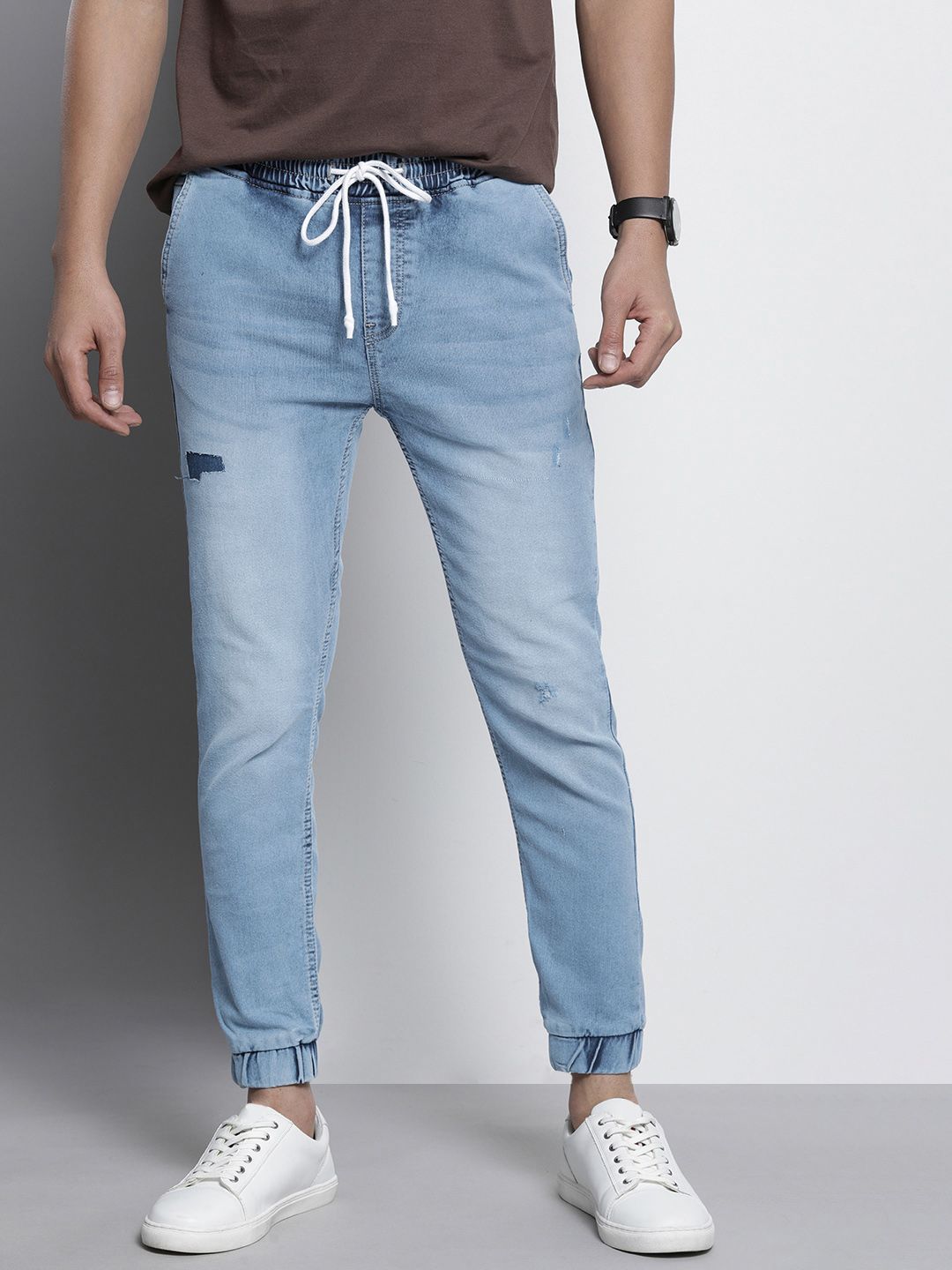 The Indian Garage Co Men Slim Fit Heavy Fade Stretchable Jeans