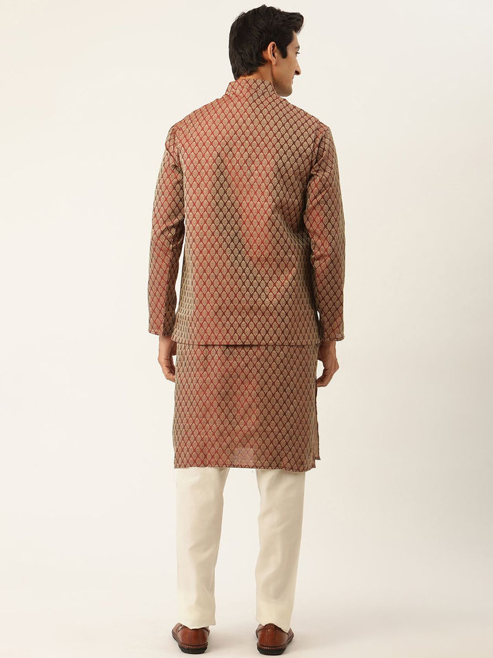 SOJANYA Kurta Rekaan Tenun Lelaki Maroon & Putih dengan Piyama & Jaket Nehru