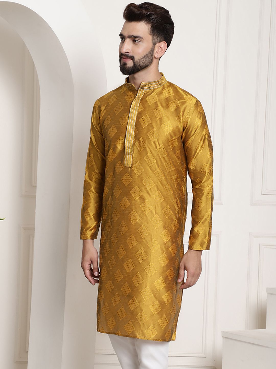 SOJANYA Woven Design Thread Work Silk Cotton Kurta
