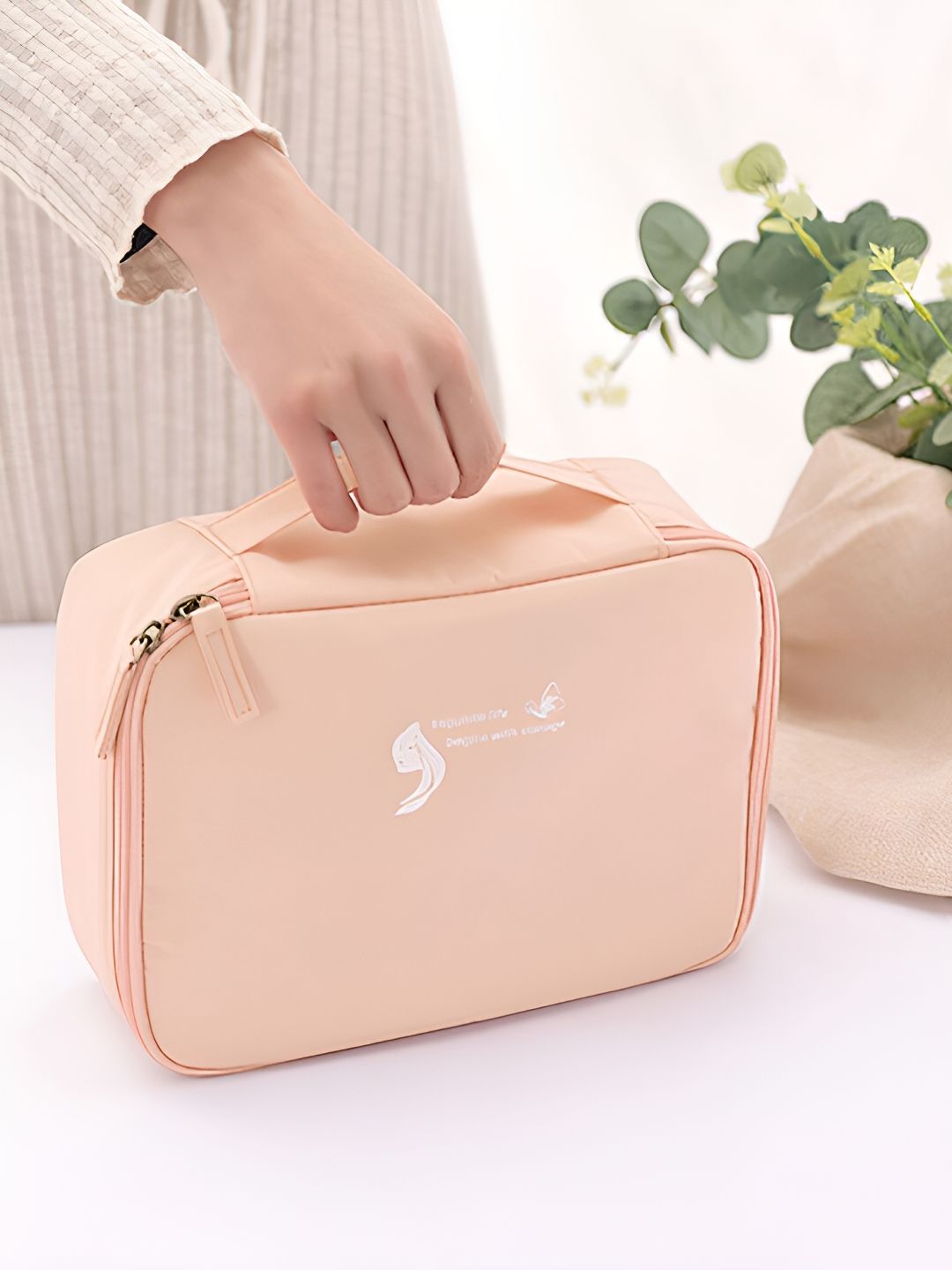 Cortina Pink Water Resistant Makeup Organiser
