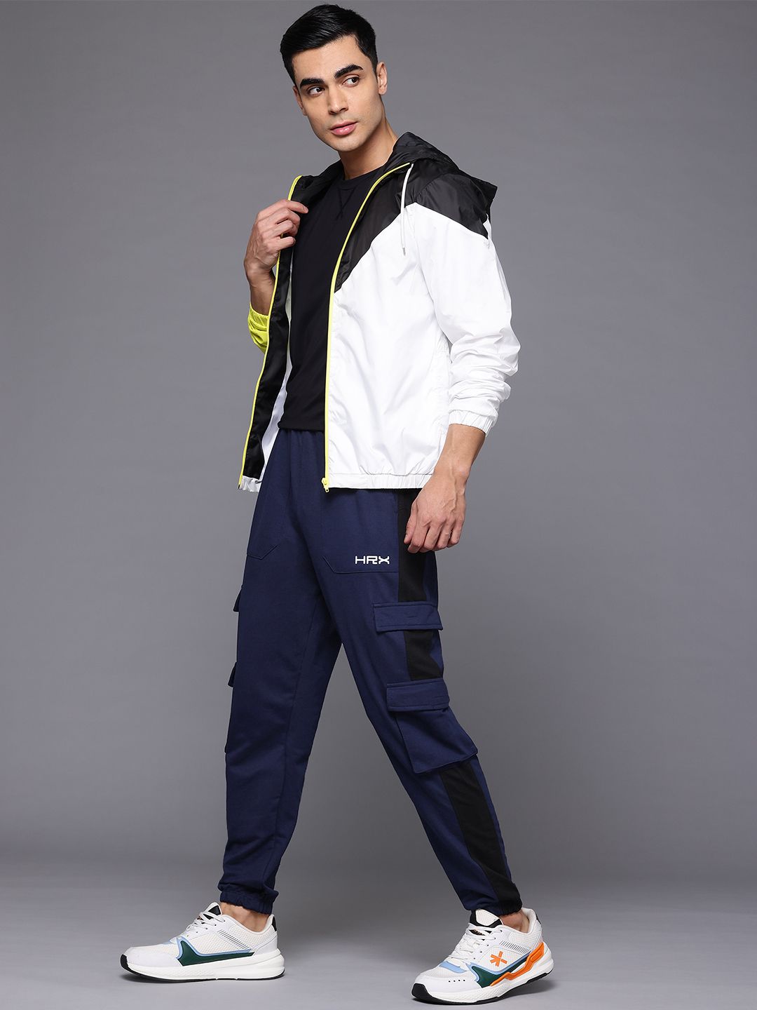 HRX by Hrithik Roshan Men Lifestyle Cargo Style Joggers