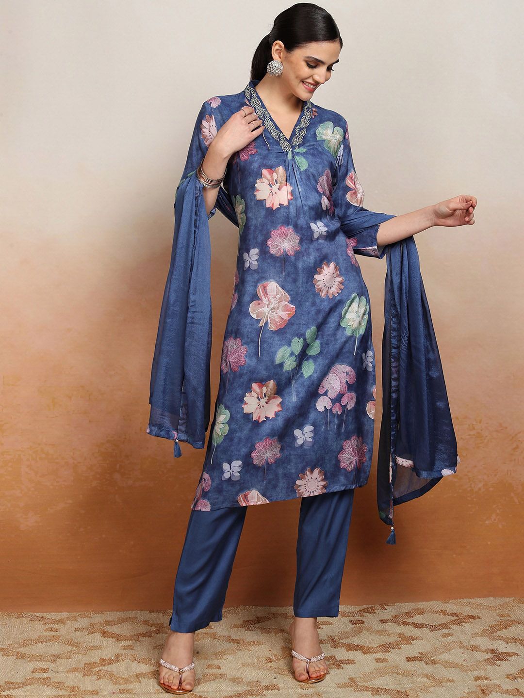 Vishudh Women Floral Printed Regular Kurta Trousers & Dupatta