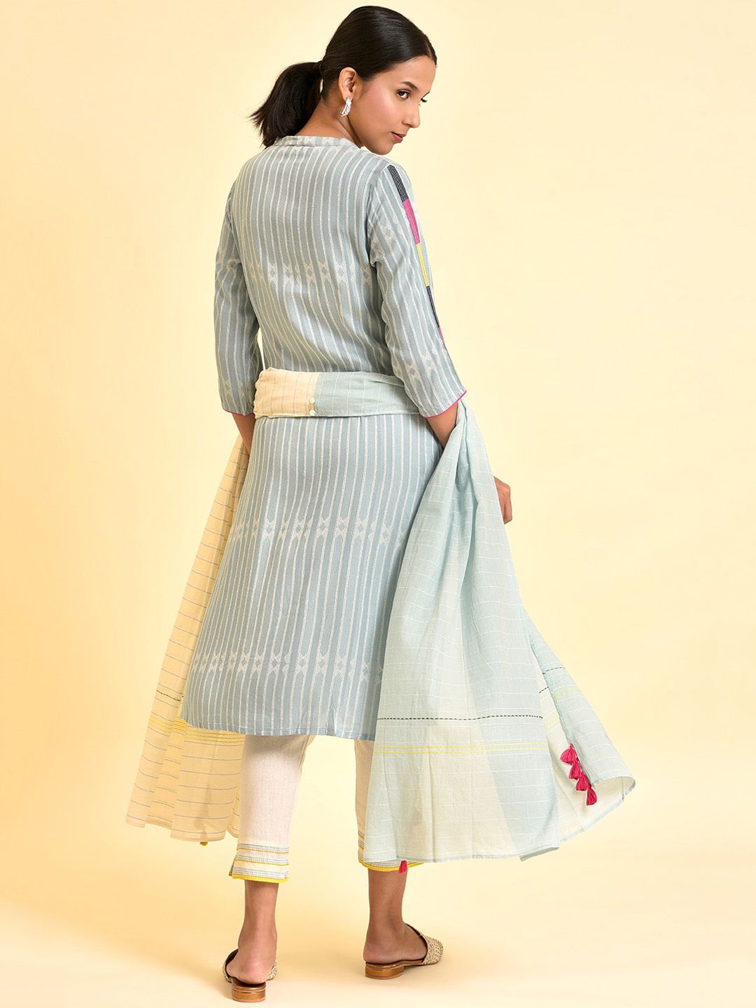 W Vertical Striped Regular Kurta With Trousers & Dupatta