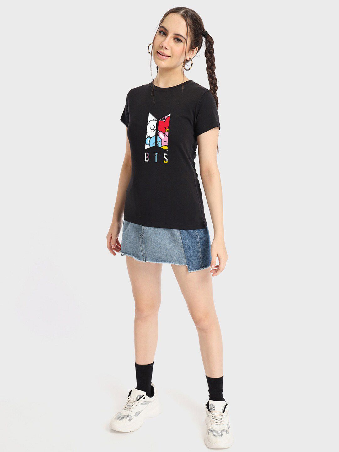 Bewakoof Black Graphic Printed Round Short Sleeves Neck Pure Cotton T-shirt